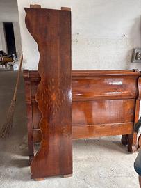 Letto in legno massello