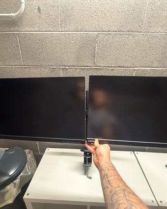 Monitor 24”