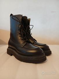 Stivali da donna . Brunello Cucinelli 