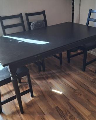 Tavolo nero allungabile Ikea + Sedie nere Ikea