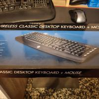 HP Wireless Classic Desktop Tastiera e Mouse