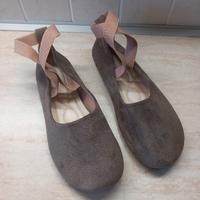 Scarpe da donna con suola piatta color cachi