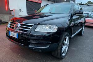 Volkswagen Touareg 3.0 V6 TDI DPF tiptronic