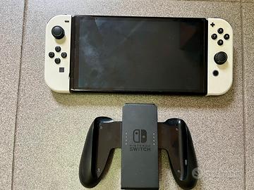 Nintendo Switch OLED schermo nero