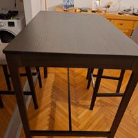 Tavola alta con 2 sgabelli 