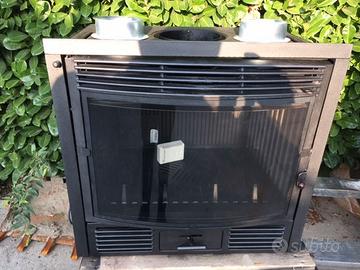 inserto CAMINO LEGNA con AMPIO VETRO 12 KW