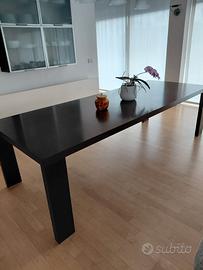 tavolo soggiorno tinta Verghereto.