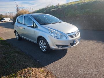 OPEL
Corsa 4a serie ('06'-'15') neopatentati 