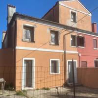 Porzione di casa bifamiliare nell'Isola di Pellest