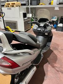 Suzuki Burgman AN400