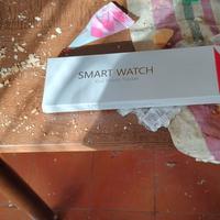 orologio digitale consegna a mano.