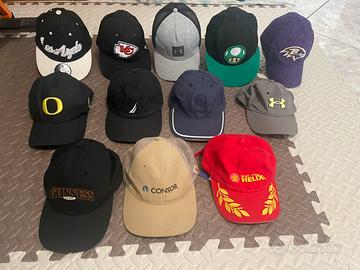 Set 12 cappelli di marca con etichetta originale