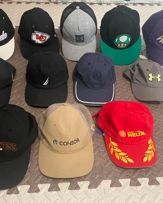 Set 12 cappelli di marca con etichetta originale