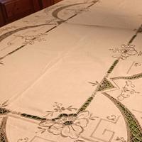 Tovaglia da 12  con relativi tovaglioli 