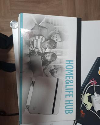 modem router Home & life hub Zyxel ADSL Fibra