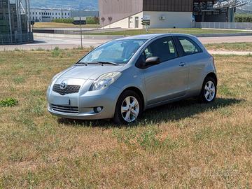 Toyota Yaris 1.4 D-4D 90 CV Diesel - Neopatentati