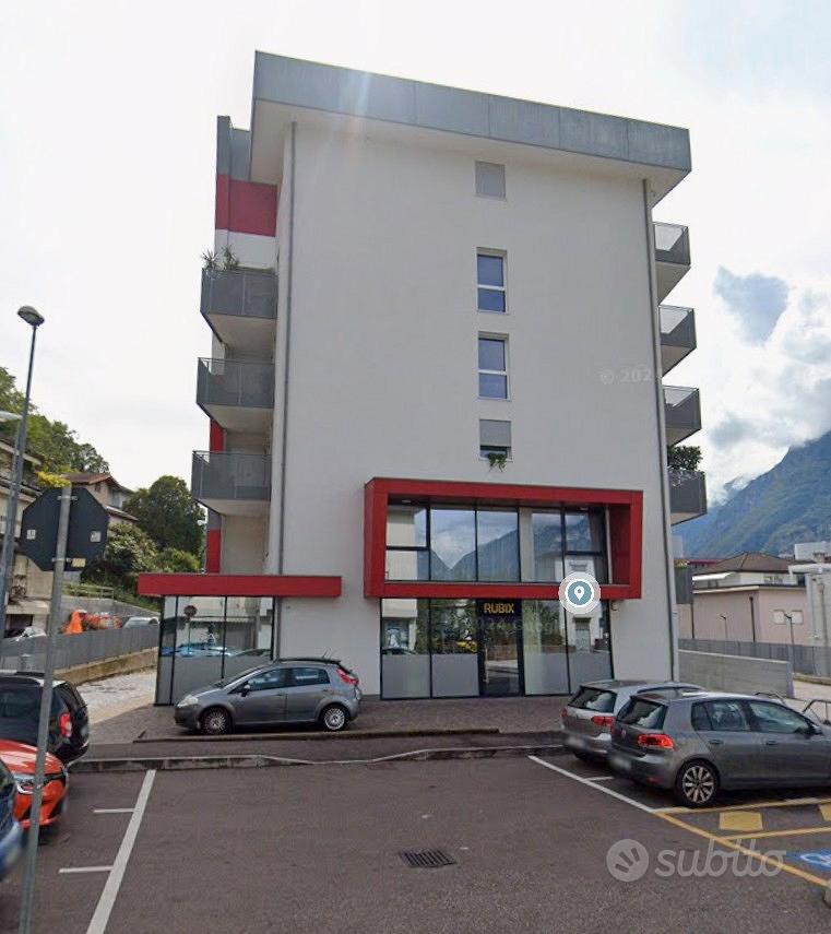 Zona Solteri, ufficio