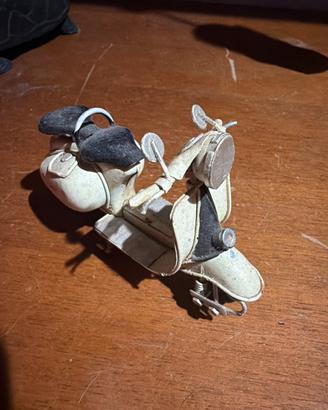 Modellino vespa