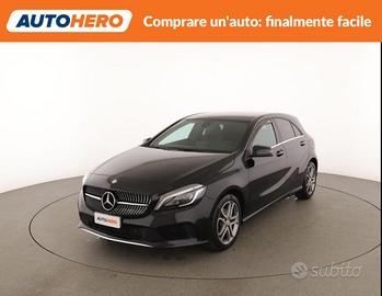 MERCEDES-BENZ A 200 HB04390