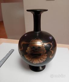 Vaso in ceramica buccheri Sebastiani da Gubbio