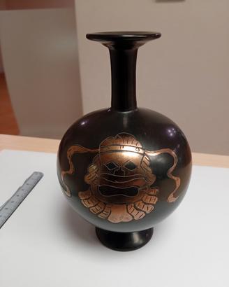 Vaso in ceramica buccheri Sebastiani da Gubbio