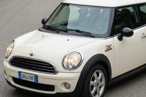 Mini Cooper One