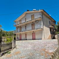 Appartamento con giardino