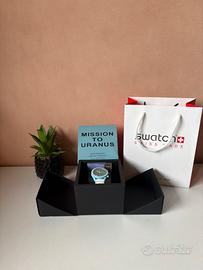 Omega x swatch minnion to uranus