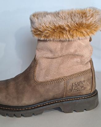 Scarponi Caterpillar nuovi