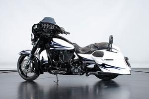 Harley-davidson Street Glide C.V.O. - 2015