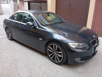 BMW 320i E93