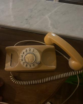 Telefono antico