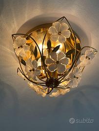 Lampadario dorato fantasia fiori
