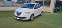 lancia-ypsilon-1-2-benz-70-cv-2014-neopatentati
