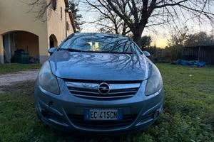Opel corsa D 2010