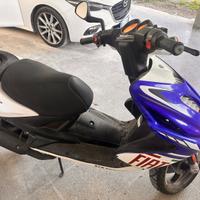 Scooter Yamaha Areox 50 Valentino Rossi