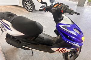 Scooter Yamaha Areox 50 Valentino Rossi