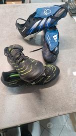 scarpe da calcio   n 2 paia.    42  .    e mezzo