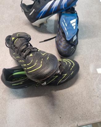 scarpe da calcio   n 2 paia.    42  .    e mezzo