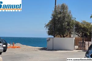 Fondachello, bilocale fronte mare (CT)