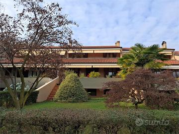 LESA (Villa a Schiera con Giardino e Taverna )