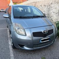 Toyota Yaris 1.3 benzina anno 2008