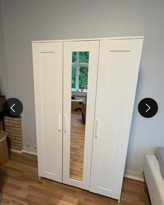 Armadio ikea con specchio