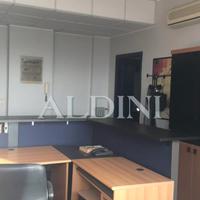 00818 Prestigioso ufficio