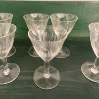 Antichi bicchierini vintage in vetro molato