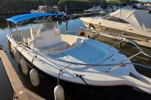 White shark 285 con 2x300 e-tec