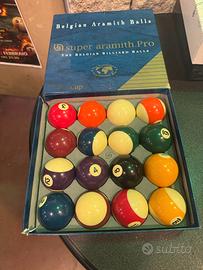 SET DI PALLE DA BILIARDO ARAMITH