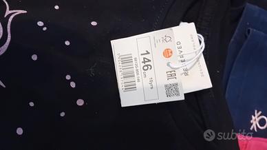 Stock di abbigliamento 