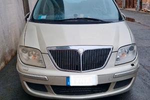 lancia phedra anno 2005