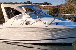 FOUR WINNS 257 QUEST + 2x200hp SUZUKI (2015)